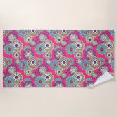 Colorful rustic floral pattern retro  ビーチタオル (正面)
