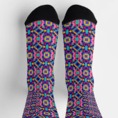 Colorful socks featuring an intricate geometric  ソックス (上部)