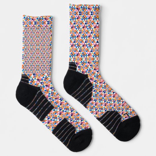 Colorful socks with geometric patterns in red ソックス (右)