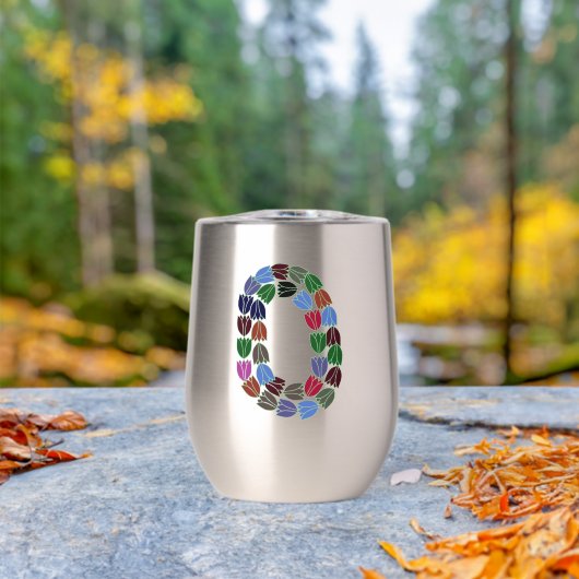 Colorful Tulip Lettered “O” (アウトドア (回転後))