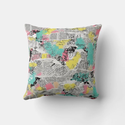 Colorful Urban Graffiti Pattern (3) クッション (裏面)