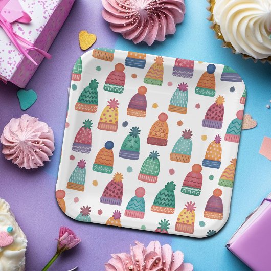 Colorful Woolly Hats Winter ペーパープレート