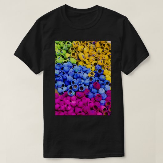 Colourful earthen pots in random formation abstrac tシャツ (デザイン正面)