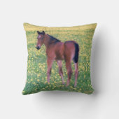 Colt in Dandelion Field クッション (裏面)