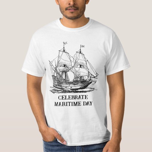 Columbus Caravel Ship Tシャツ (正面)