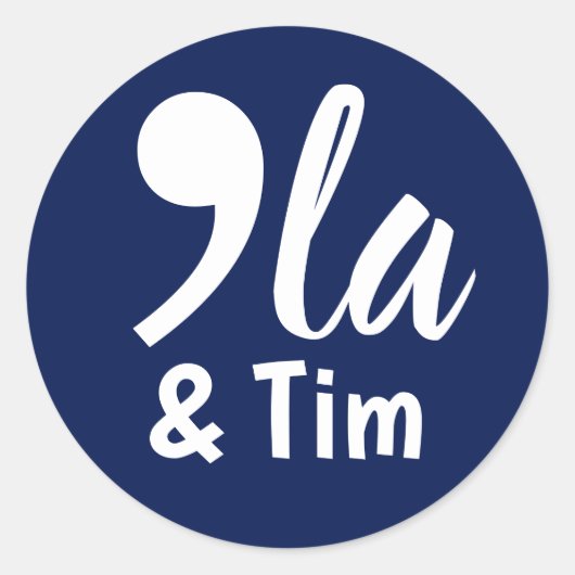 Comma KamalaとTim 2024 ラウンドシール (正面)