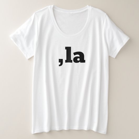 Comma La Kamala Harris カスタマイズ - 文字デザイン プラスサイズTシャツ (デザイン正面)