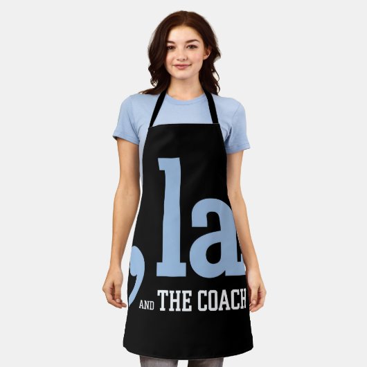 Comma La Kamala Harris Tim Walz Coach 2024 エプロン (着用した状態)