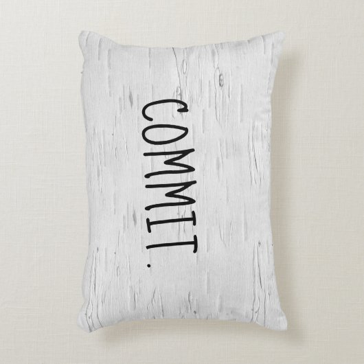 COMMIT文字オン樺の木ツリーアクセント枕 アクセントクッション (正面(垂直))