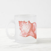 Conchシェルスケッチ – サンゴ、シェルピンクと白 フロストグラスマグカップ (左)
