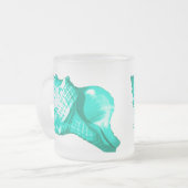 Conchシェルスケッチ – ターコイズ、白、アクア フロストグラスマグカップ (正面左)