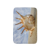 Conch Shell on Sandyビーチブルースカイ バスマット (正面縦)