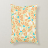 Coneflower紙吹雪オンエッグシェル アクセントクッション (正面(垂直))