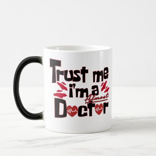 Confía me soy casi un médico モーフィングマグカップ (左)