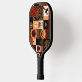 Congolese motifs background grid ピックルボールラケット (左)