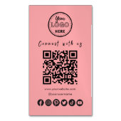 Connect With UsソーシャルメディアQRコード赤面ピンク マグネット名刺 (正面縦)