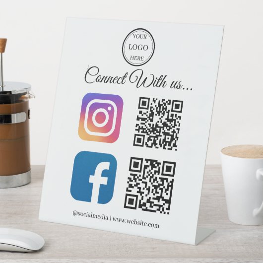 Connect With Us | Instagram & Facebook QR Pedestal 台座サイン (インサイチュ)