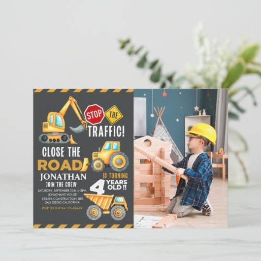 Construction Party for 4th Birthday Boy 招待状 (スタンド正面)