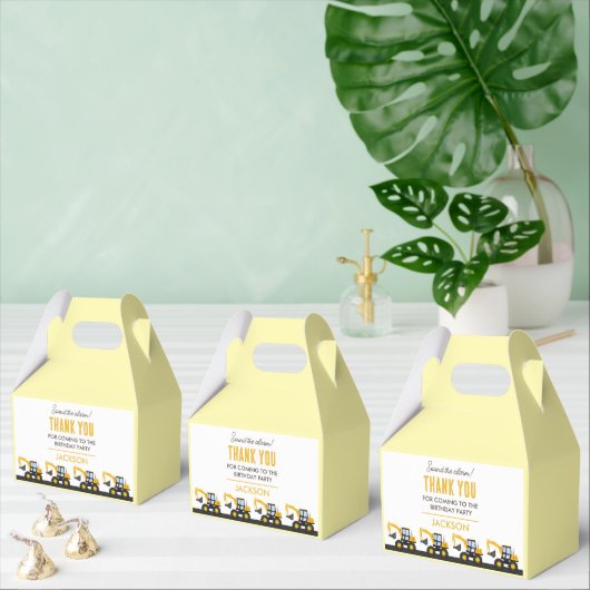 Construction Truck Birthday | Personalized Décor フェイバーボックス (複数)