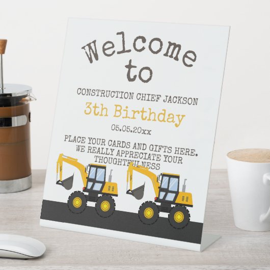Construction Truck Birthday | Personalized Décor 台座サイン (インサイチュ)