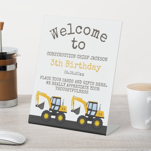 Construction Truck Birthday | Personalized Décor 台座サイン (インサイチュ)
