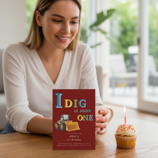 Construction Truck 'I Dig Being One' Birthday  招待状