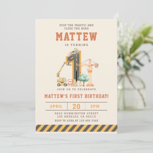 Construction Vehicles 1st Birthday Invitation 招待状 (スタンド正面)