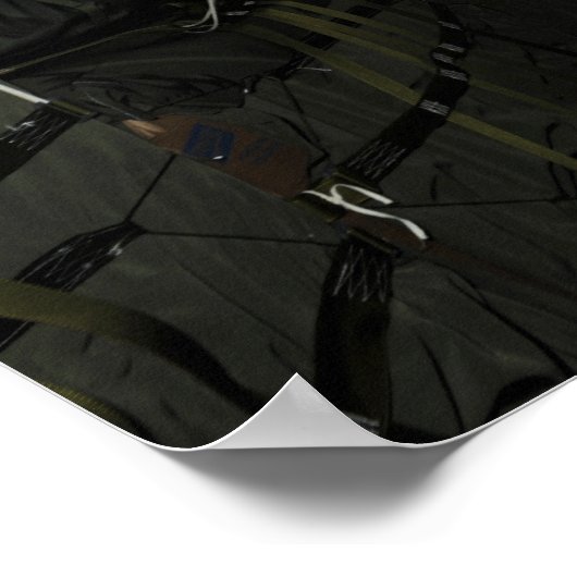 Container Delivery System bundles exit a C-17 ポスター (角)