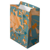 Contemporary Leaf Design in Peach ミディアムペーパーバッグ (裏面アングル)