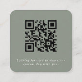 Contemporary Simple Green Sage RSVP QR Code Card エンクロージャーカード (裏面)