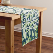 Contrast Harmony: Leaf and Mandala Table Runner ロングテーブルランナー (インサイチュ)