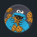 Cookie Monster Eating All the Cookies ペーパープレート<br><div class="desc">Satisfy your cravings for fun and cookies with this graphic featuring the one and only Cookie Monster! This showcases a vibrant illustration of Cookie Monster in his element, happily devouring a pile of chocolate chip cookies with crumbs flying everywhere. This classic and instantly recognizable design is cheerful, playful, and sure...</div>