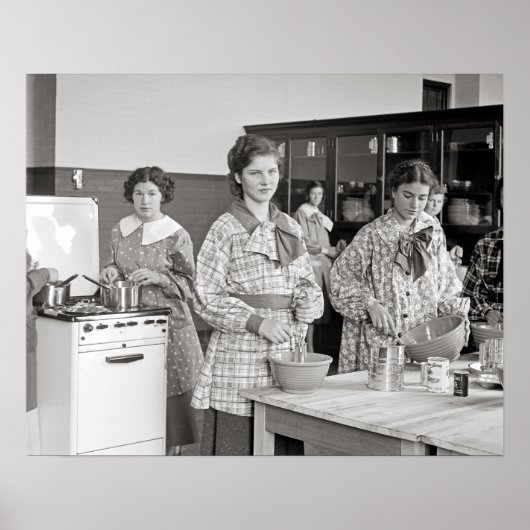 Cooking Class, 1935. Vintage Photo ポスター (正面)
