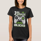 Cool 3rd Grade Level Unlocked Video Game Back To S Tシャツ (正面)