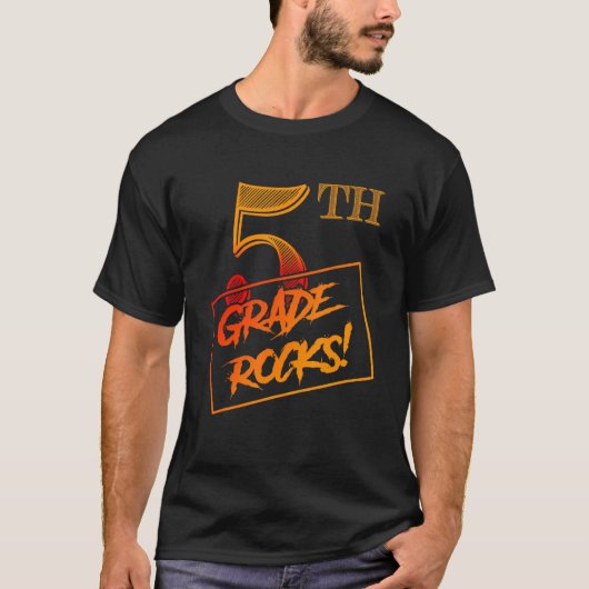 Cool 5th Grade Rocks  Teacher Back To School Tシャツ (正面)
