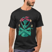 Cool Alien For UFO and Alien Believers Tシャツ (正面)
