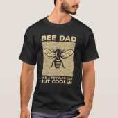Cool Beekeeping Art Men Dad Bee Hive Keeping Honey Tシャツ (正面)