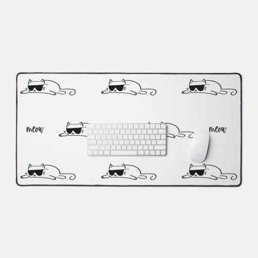 Cool Black and White Cat with Sunglasses Pattern デスクマット (キーボード&マウス)
