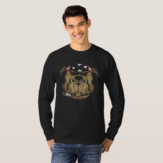 Cool Bulldog Sporting Flag with Style 4th of July Tシャツ (正面フル)