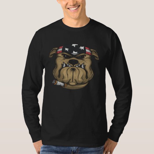 Cool Bulldog Sporting Flag with Style 4th of July Tシャツ (正面)