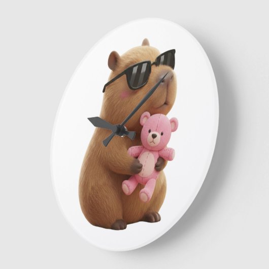 Cool Chill Capybara with Pink Teddy Bear ラージ壁時計 (傾斜)