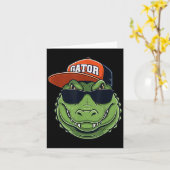 Cool Crocodile Animal Gator Graphic With Cap And S カード (黄色い花)