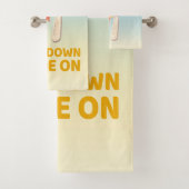 Cool Down Mode On: Iron T & Bunny Girl Popsicles バスタオルセット (インサイチュ)