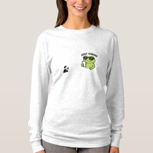 Cool Frog “Just Vibing” Funny T-Shirt Tシャツ (正面)