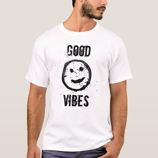 Cool Fun Good vibes 笑顔 カスタムテキスト Tシャツ (正面)