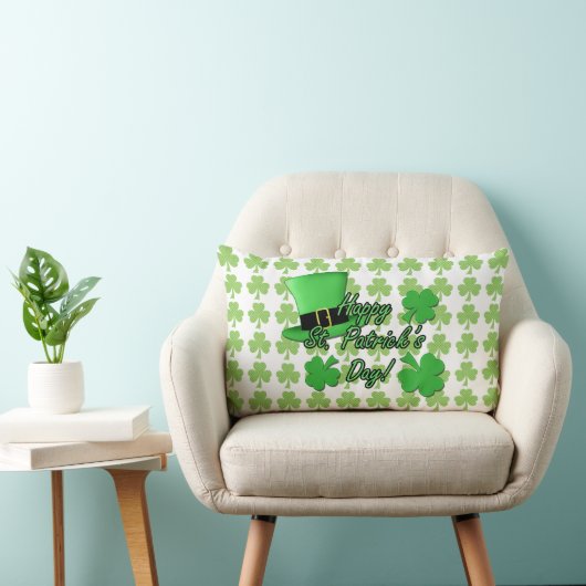 Cool fun Green top hat Shamrocks Patrick Day white ランバークッション (椅子)