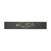Cool Industrial Bricks, Edison Lights 名前と日付 招待状ベリーバンド (フラット)