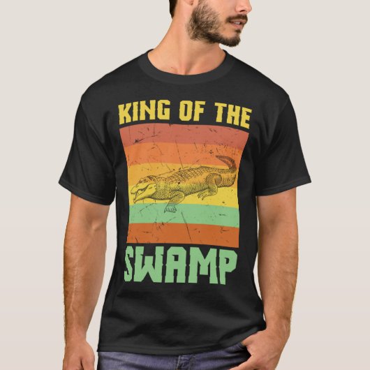 Cool King Of The Swamps Crocodile Swamp Tシャツ (正面)