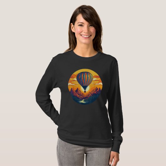 Cool Mountain Lake Sunset Adventures with hot Air  Tシャツ (正面フル)