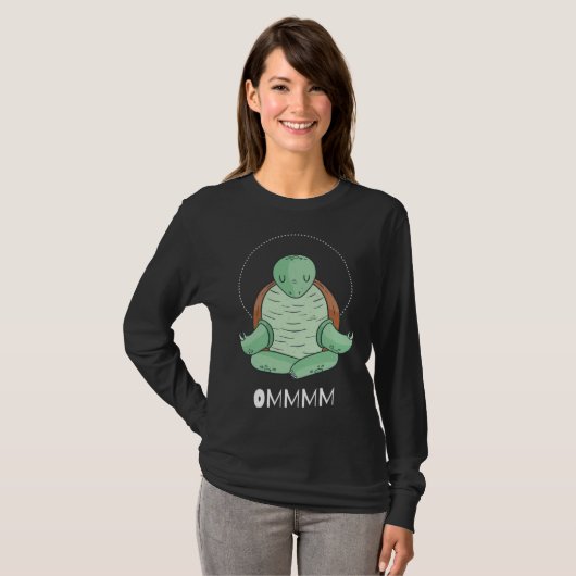 Cool OMMM meditation relaxation turtle yoga Tシャツ (正面フル)